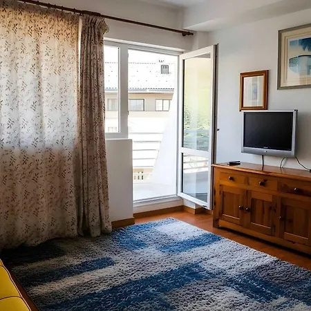 En Sierra Nevavada Zona Baja- Perfecto Familias Сьєрра-Невада